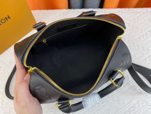 New Arrival L*V Handbag 1010