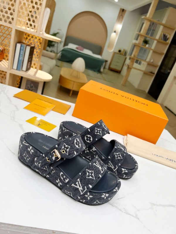 New Arrival LV Women Shoes 161