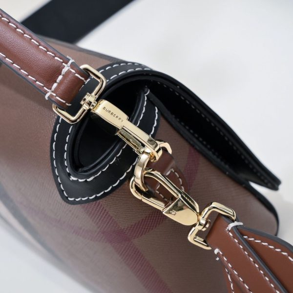 New Arrival Burberry Handbag B006