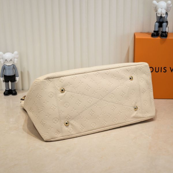 New Arrival L*V Handbag 837