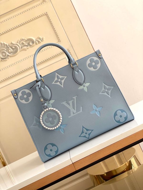 New Arrival Top Quality Handbag 055