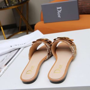 New Arrival Women Slippers 004