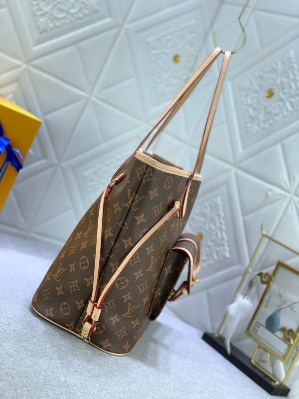 New Arrival L*V Handbag 923