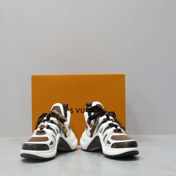 New Arrival LV Dad Sneakers 027