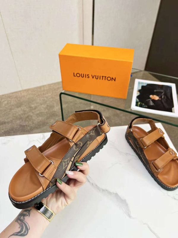 New Arrival LV Women Shoes 167