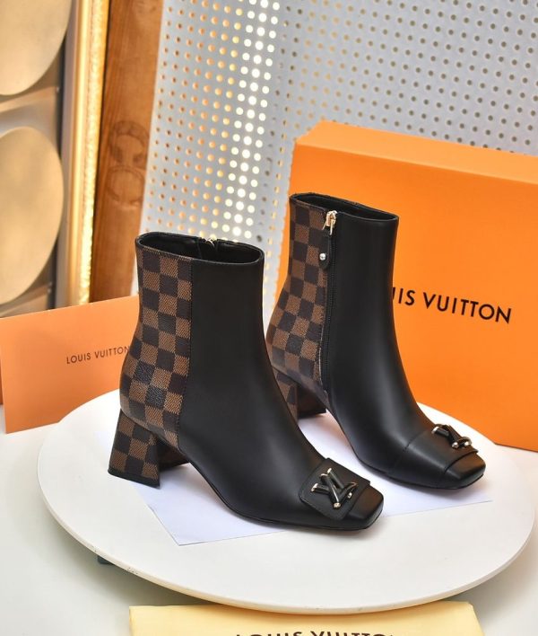 New Arrival LV Women Shoes 286