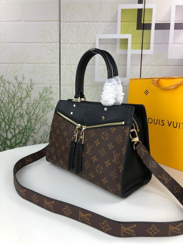 New Arrival L*V Handbag 595