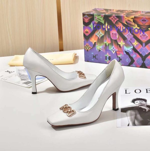 New Arrival Women LV Shoes 050