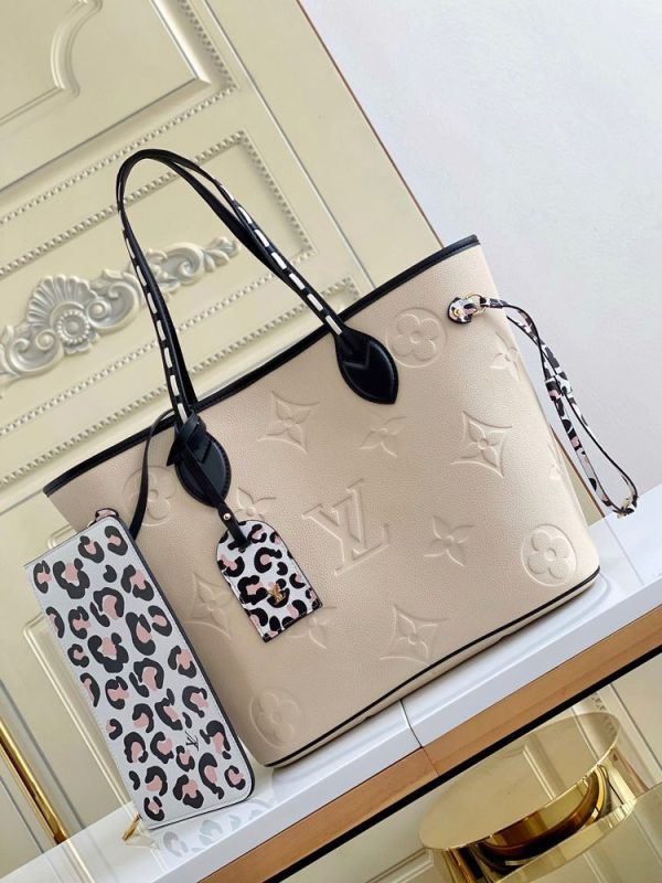 New Arrival Top Quality Handbag 077