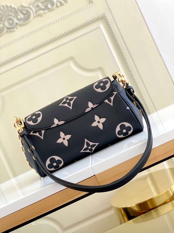 New Arrival Top Quality Handbag 065