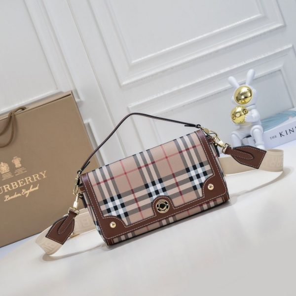 New Arrival Burberry Handbag B006