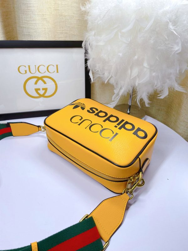 New Arrival GG handbag 319