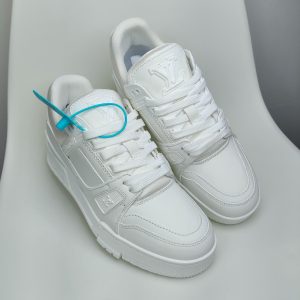 New Arrival LV Trainer Sneakers 002