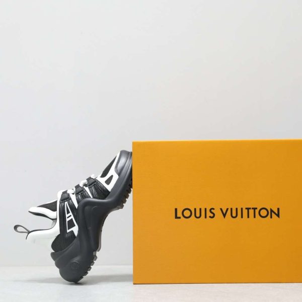 New Arrival LV Dad Sneakers 010