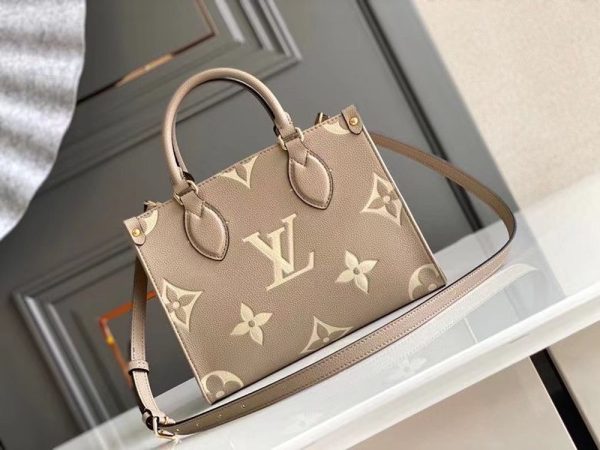 New Arrival Top Quality Handbag 073