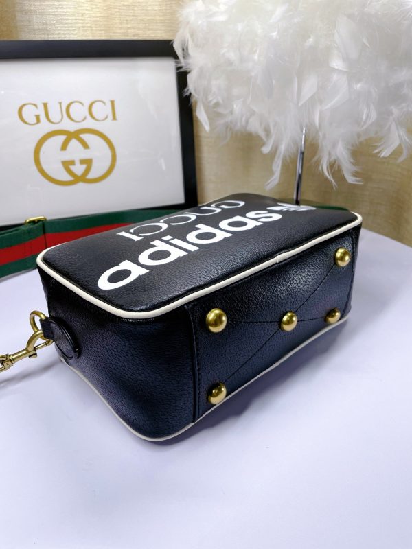 New Arrival GG handbag 319