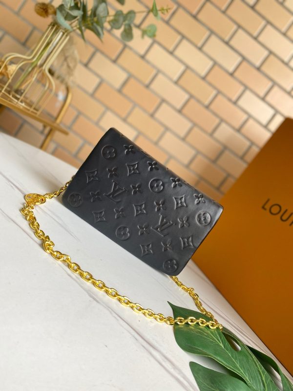 New Arrival L*V Handbag 689