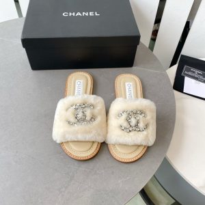 New Arrival Women Slippers 100