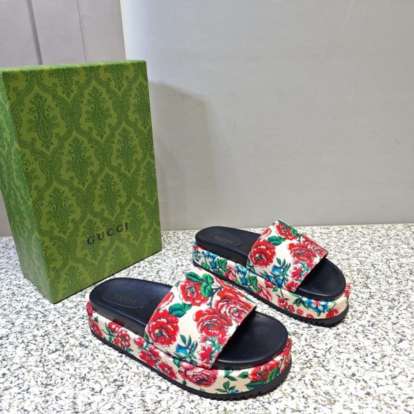 New Arrival Women Slippers 104