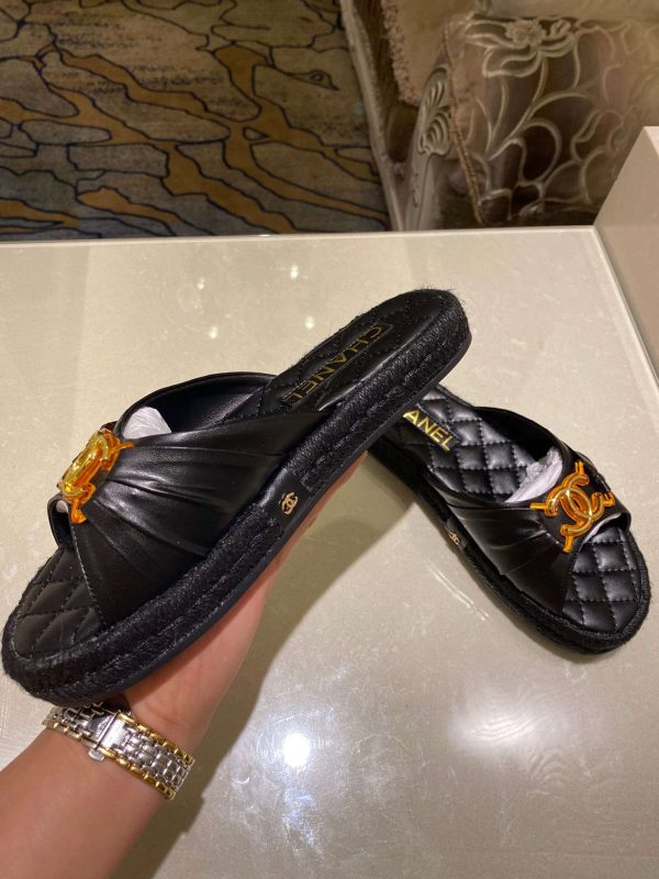 New Arrival Women Slippers 010