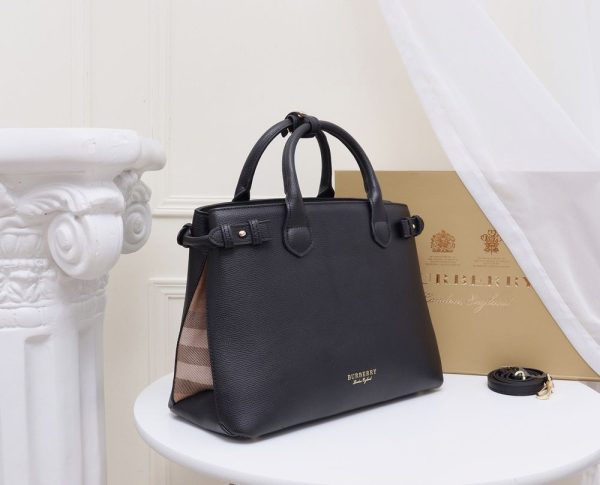 New Arrival Burberry Handbag B004