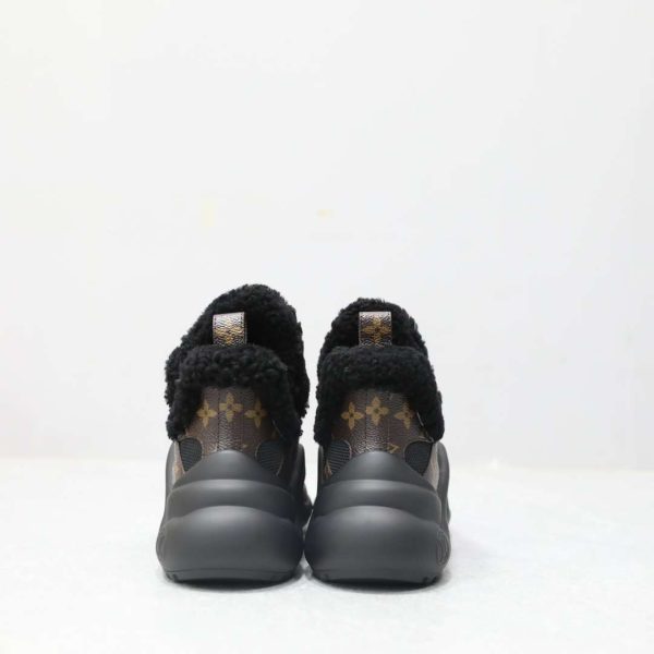 New Arrival LV Dad Sneakers 001