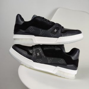 New Arrival LV Trainer Sneakers 003