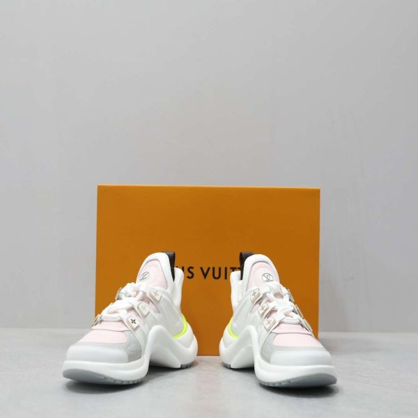 New Arrival LV Dad Sneakers 031