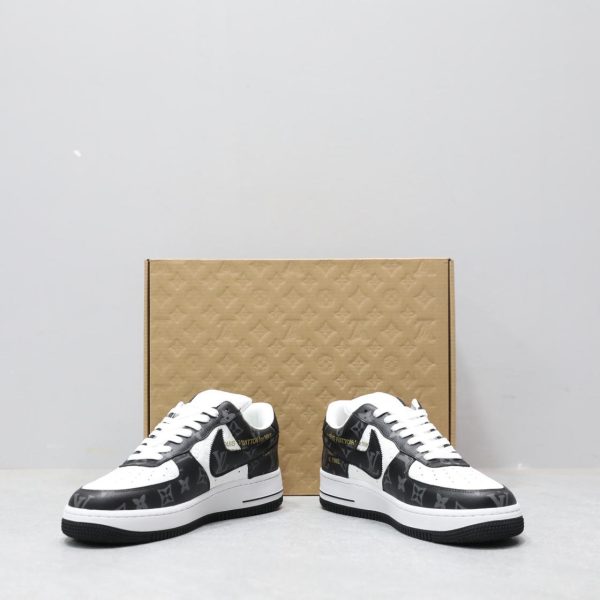 New Arrival LV Air Force Sneakers 005