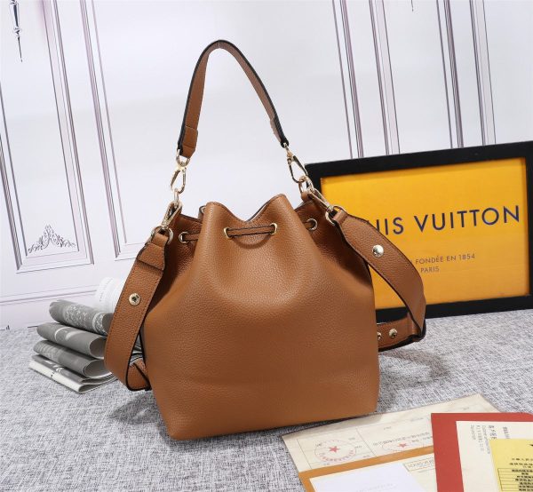 New Arrival L*V Handbag 740