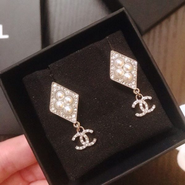 New Arrival Chanel Earrings Women 007