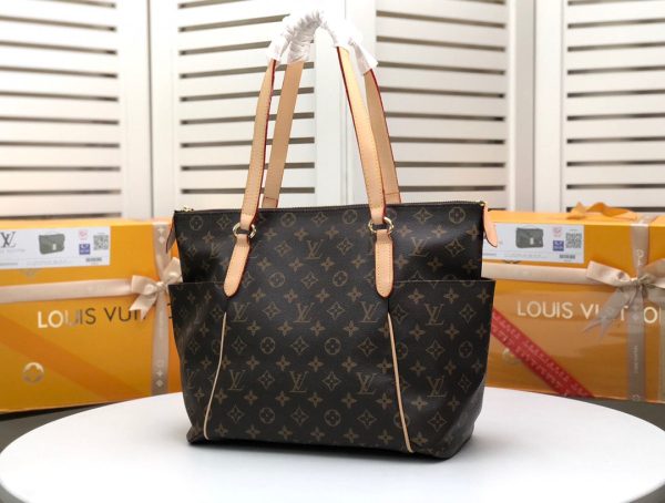 New Arrival L*V Handbag 639