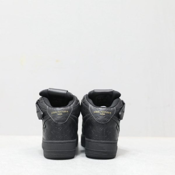 New Arrival LV Air Force Sneakers 021