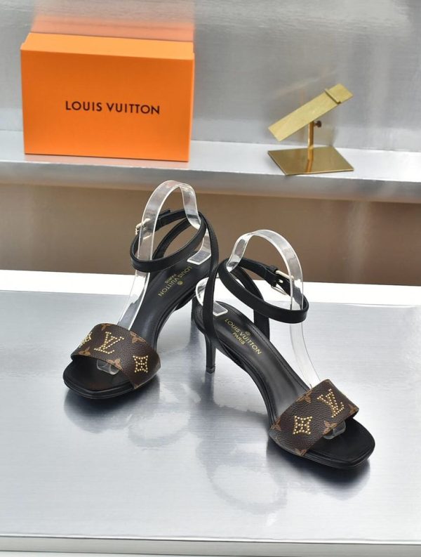 New Arrival LV Women Shoes 219