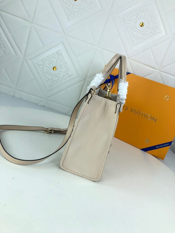 New Arrival L*V Handbag 579