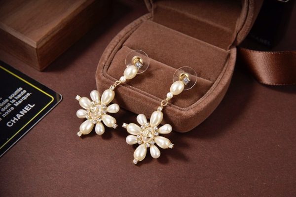 New Arrival Chanel Earrings Women 033