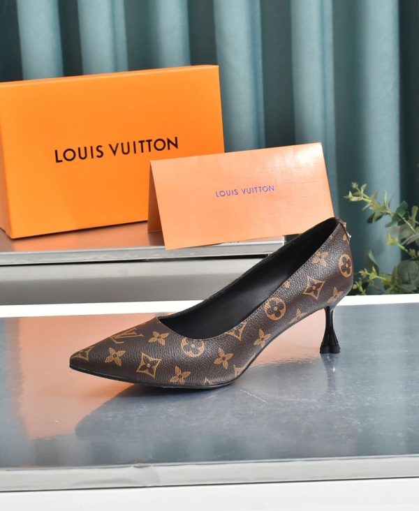 New Arrival LV Women Shoes 297