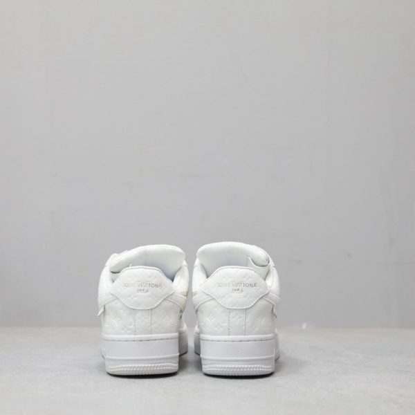 New Arrival LV Air Force Sneakers 004