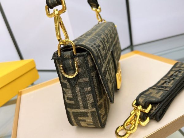 New Arrival Fendi HandBag F070