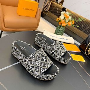 New Arrival Women Slippers 013