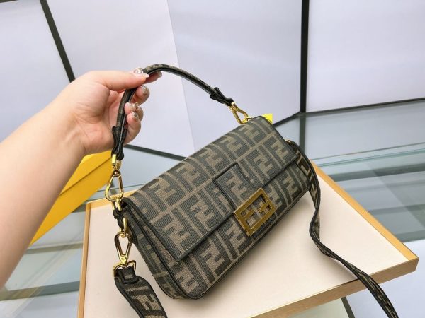 New Arrival Fendi HandBag F070