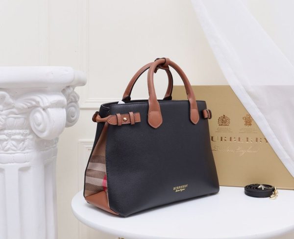 New Arrival Burberry Handbag B004