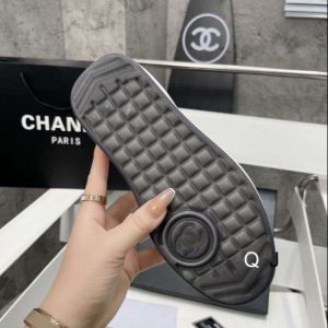 Chanel colors 030501 sz35 41XJ24 880514