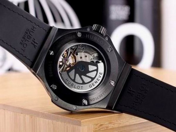 New Arrival Hublot Men Watch H032