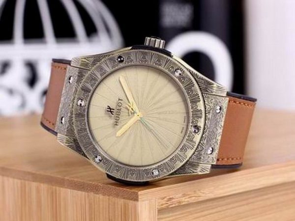 New Arrival Hublot Men Watch H030