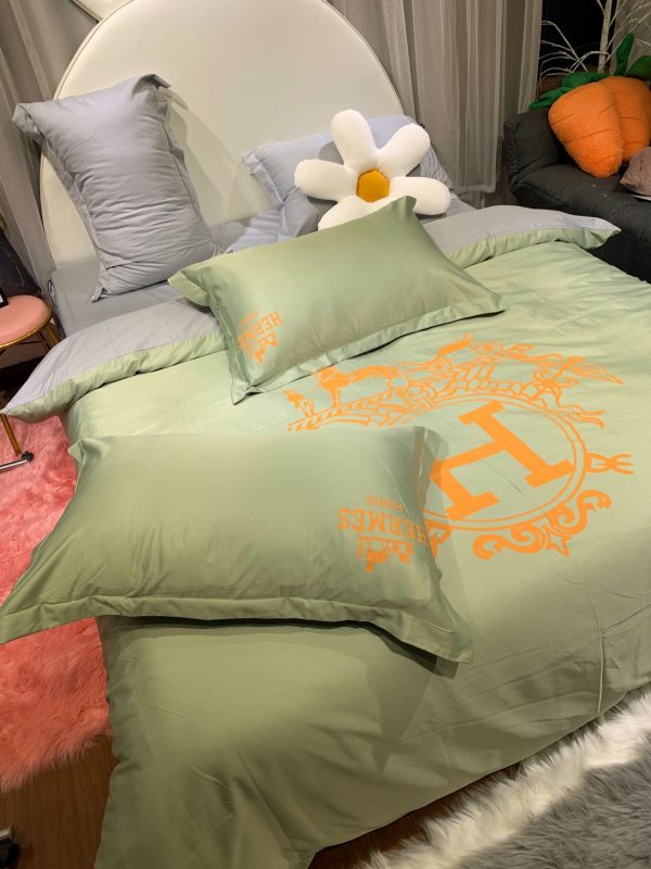 Hermes Paris Luxury Brand Type Bedding Sets 022