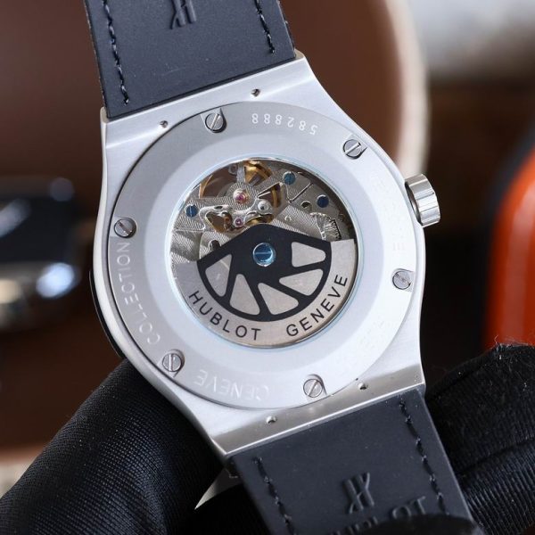 New Arrival Hublot Men Watch H011