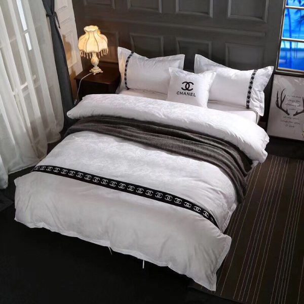 Luxury CN Type Bedding Sets Duvet Cover Luxury Brand Bedroom Sets 135