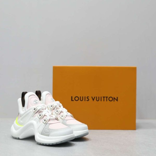 New Arrival LV Dad Sneakers 031