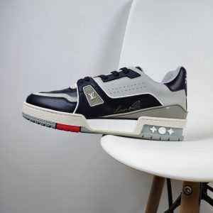 New Arrival LV Trainers T004